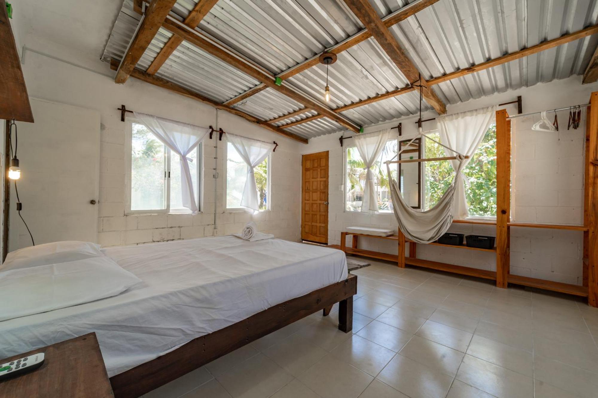 Pronoia Casa De Playa Villa Mahahual Room photo
